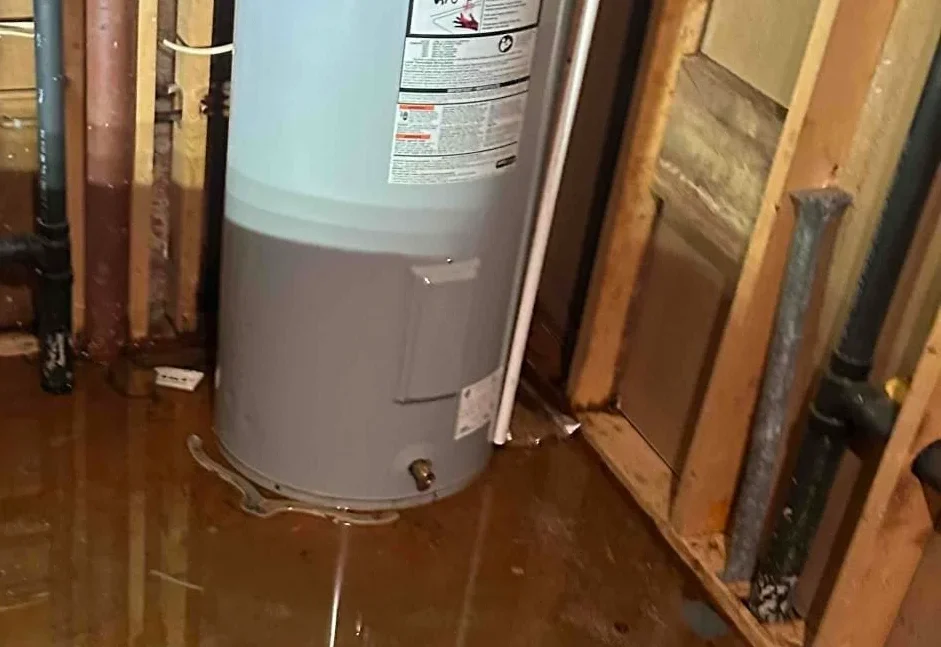 Leaky Water Heater in Clifton, VA | Marines Service Co.